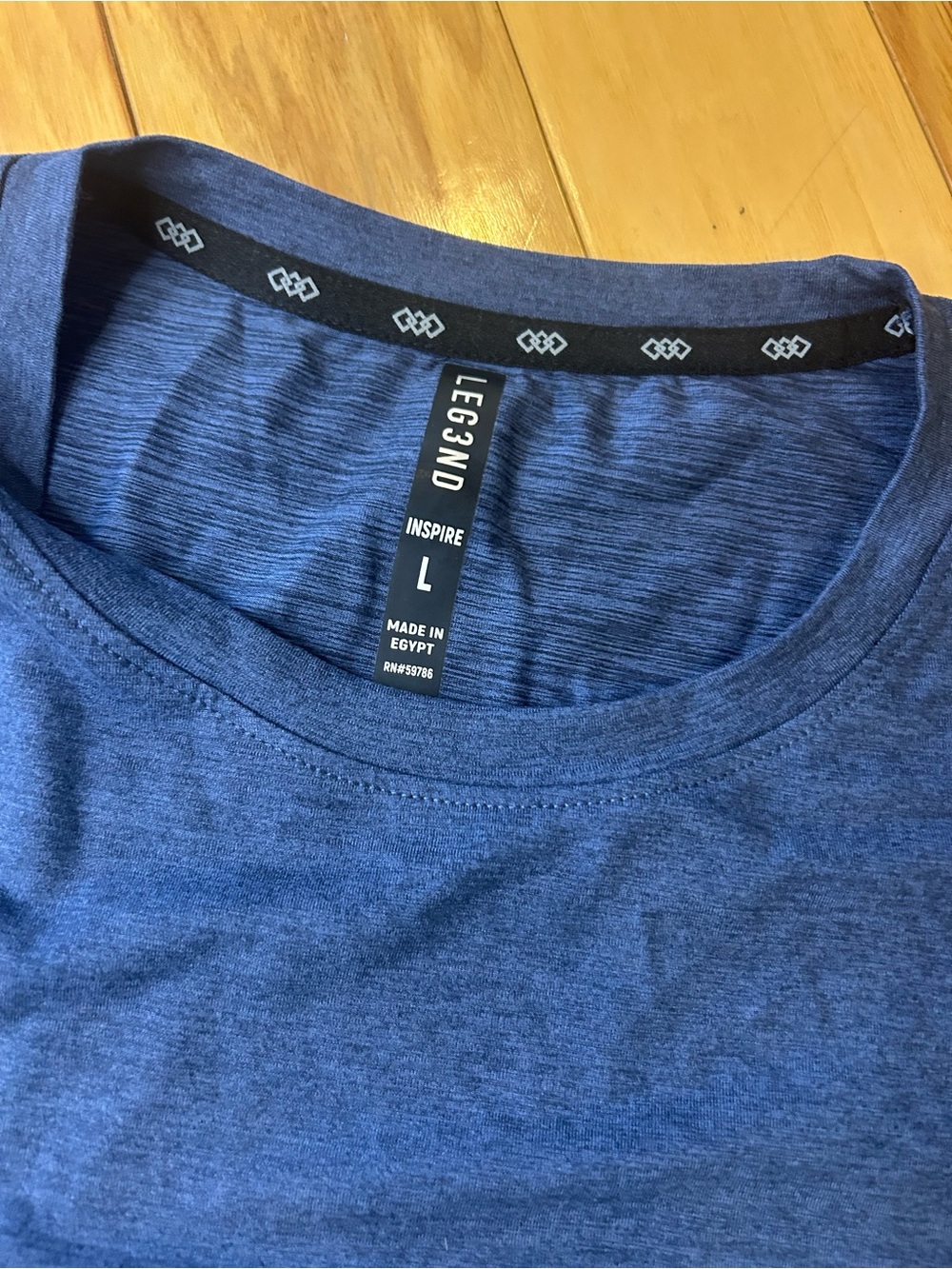 NWT Leg3nd Men’s Crew Neck Stretch Moisture Wicking T-Shirt Dk. Navy Blue - Picture 3 of 8